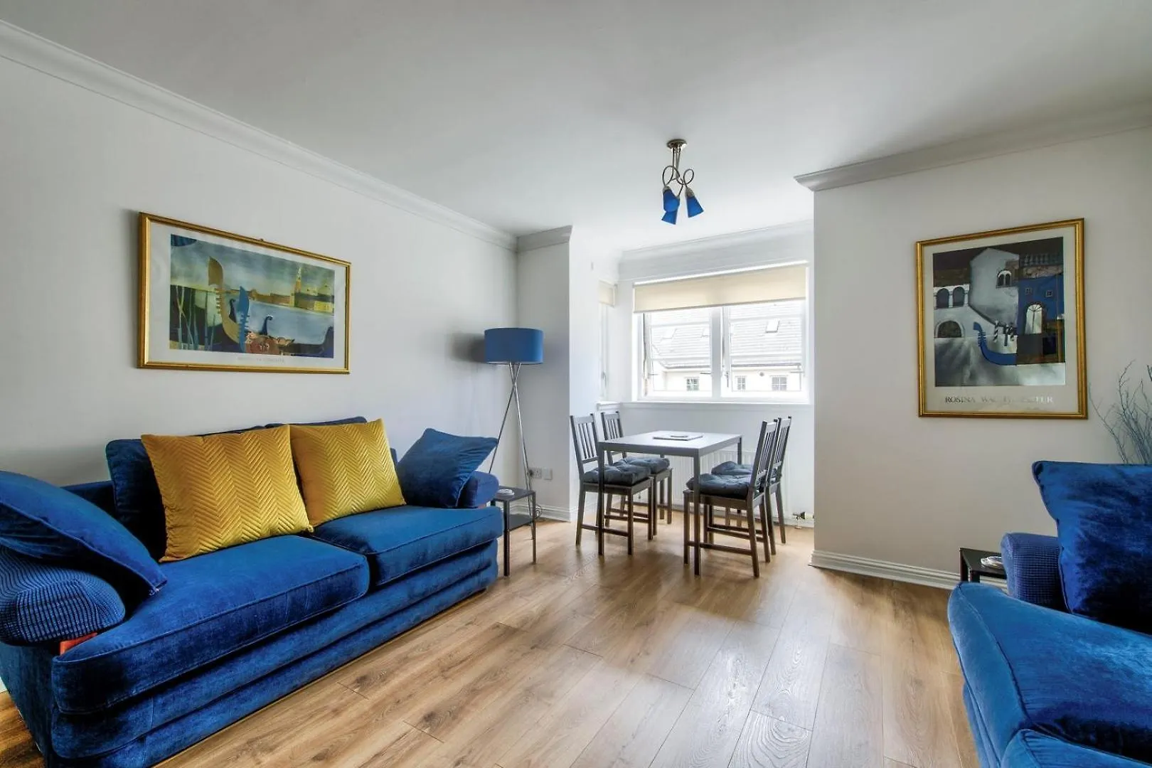 Guestready - Stylish Apt W/ Parking Near Edinburgh