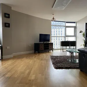 High View Serviced Apartment Cardiff