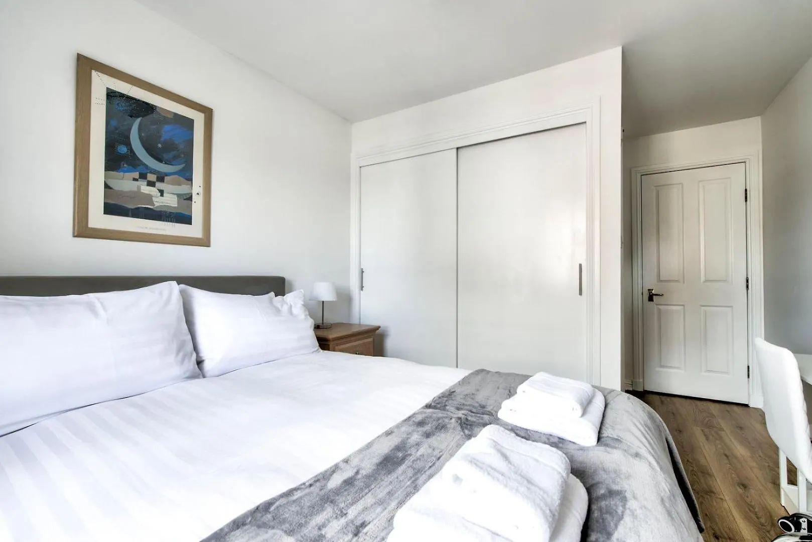 דירה Guestready - Stylish Apt W/ Parking Near אדינבורו