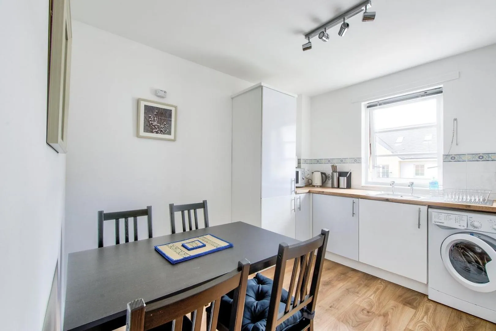 Guestready - Stylish Apt W/ Parking Near אדינבורו 0*,