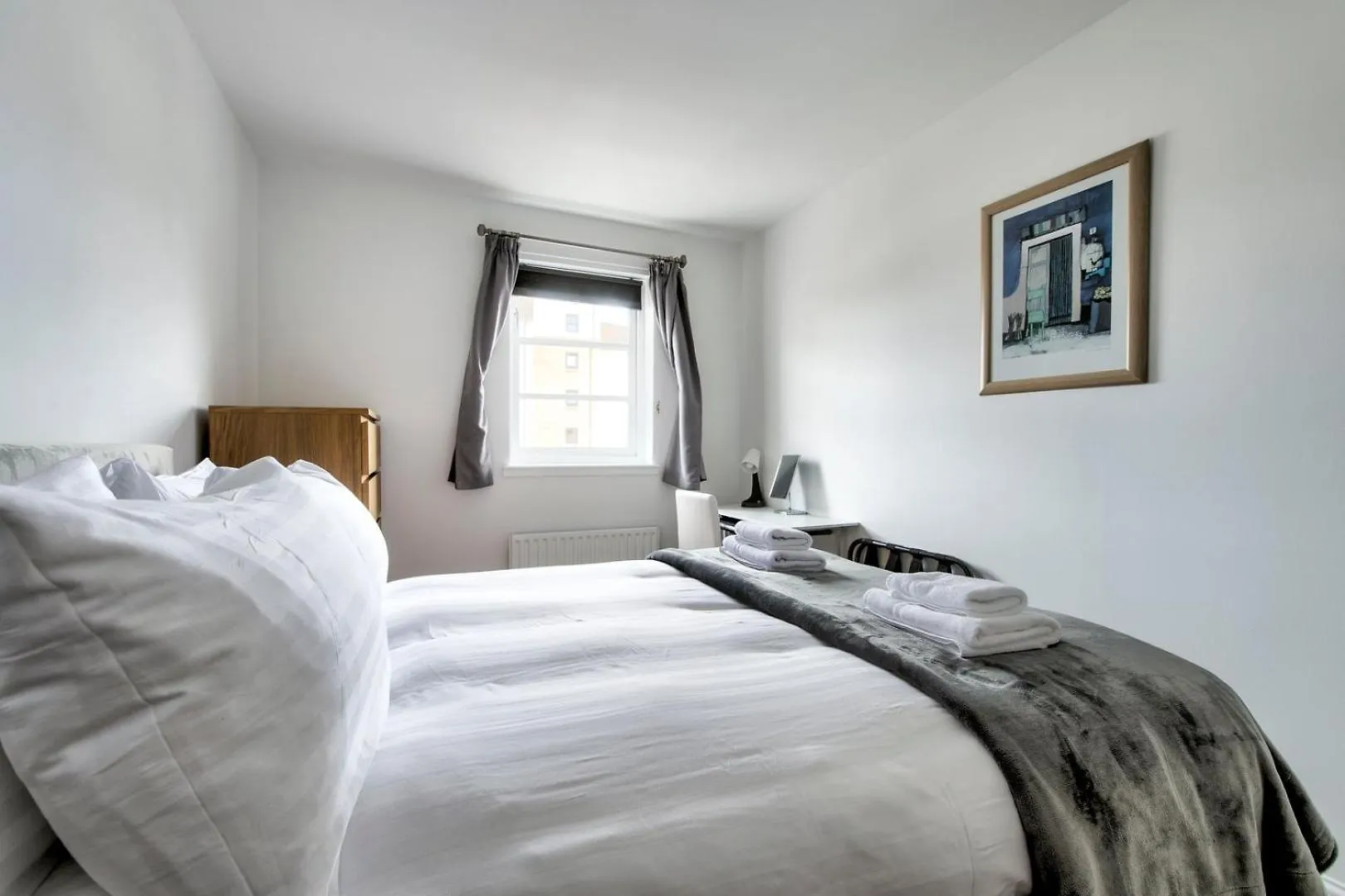 Guestready - Stylish Apt W/ Parking Near אדינבורו דירה
